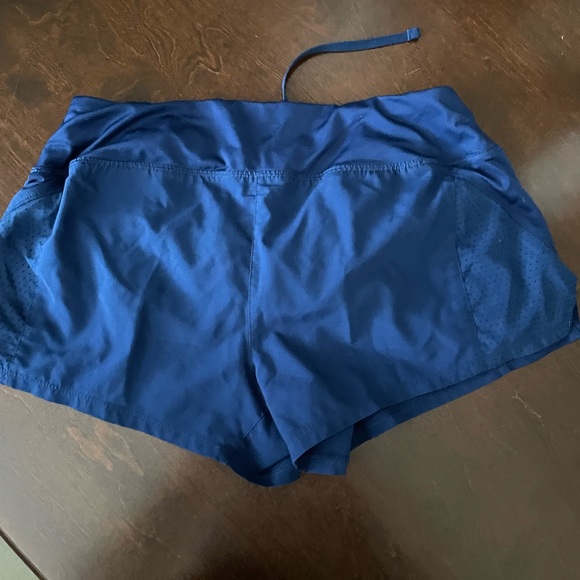 Nike Dri fit shorts - Picture 2 of 4